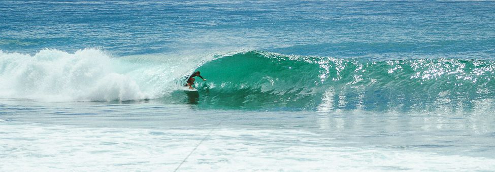 SURFING IN SRI LANKA WEST COAST