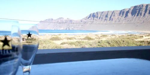 Famara Surf House Vista Oceano