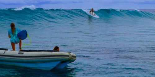 SURFING IN THE CENTRAL ATOLLS (Laamu, Thaa & Meemu)